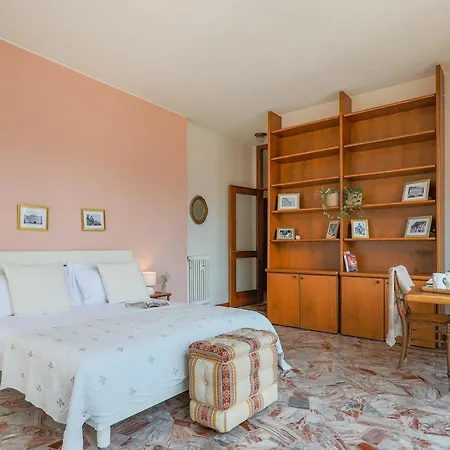 Apartmán Piazza Cavour View - Bymyhomeincomo *