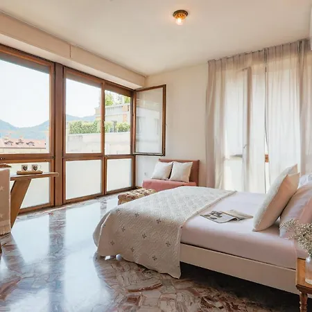 Piazza Cavour View - Bymyhomeincomo Lägenhet *